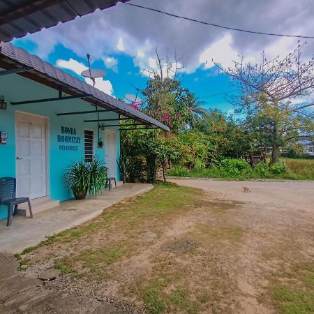 بانتايْ تْشينانغ Bonda Room Stay Langkawi المظهر الخارجي الصورة